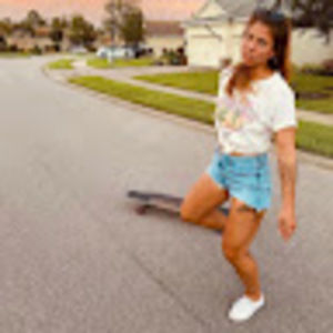 Meet your Posher, Elizabeth